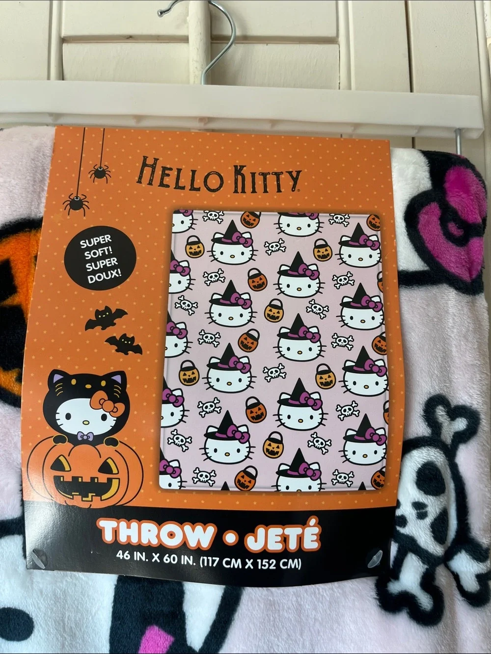 🎀🎃 NWT Sanrio Hello Kitty Halloween Pink Spooky Throw Blanket 46”x60” 💀👻